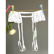 Белый комплект: бюстгальтер + стринги + пояс Zhu Zha 422 Bianca