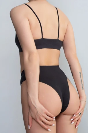 Бесшовный топ на тонких бретелях GIULIA CAMI TOP RIB